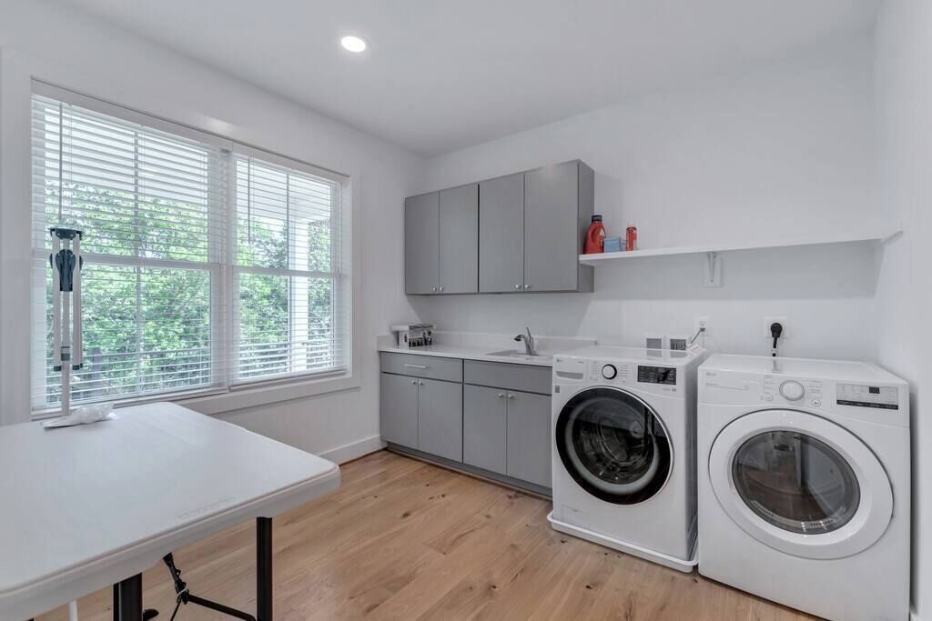 Photo of Bedroom in Ridge St.