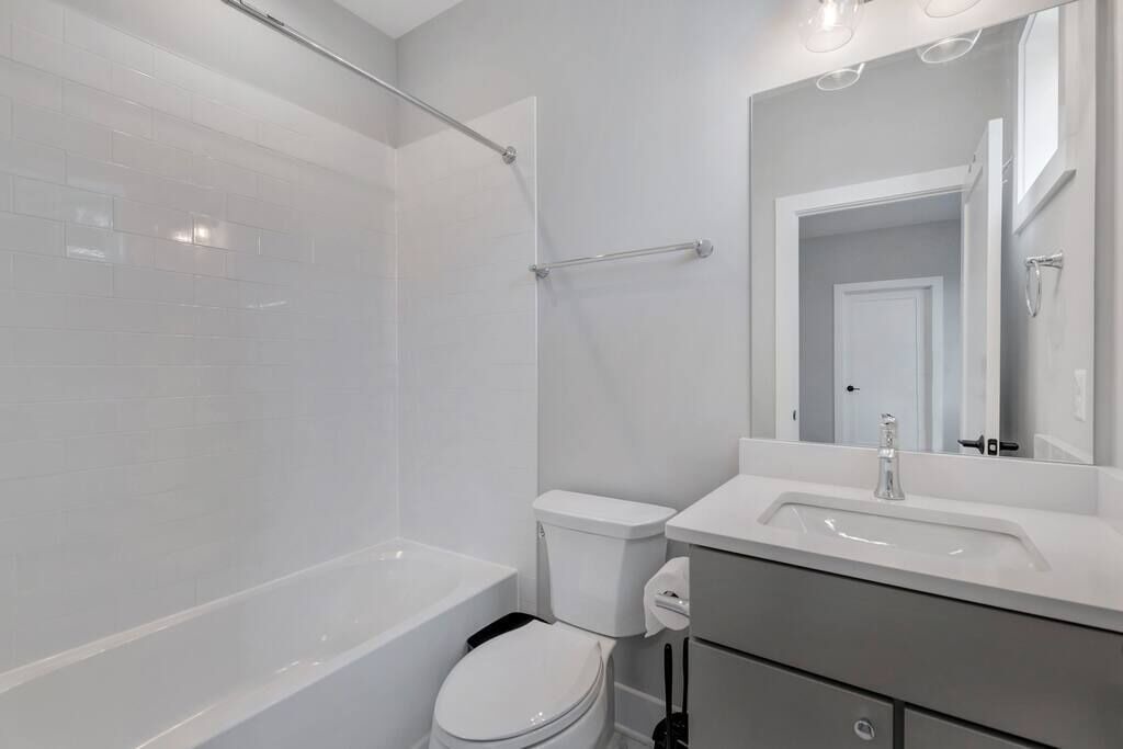 Photo of Bathroom in Ridge St.