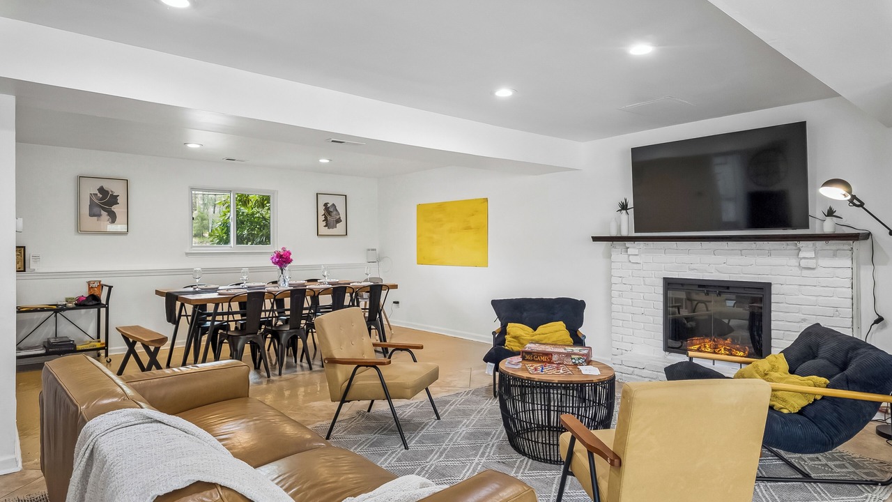 Photo of Livingroom in Marlton