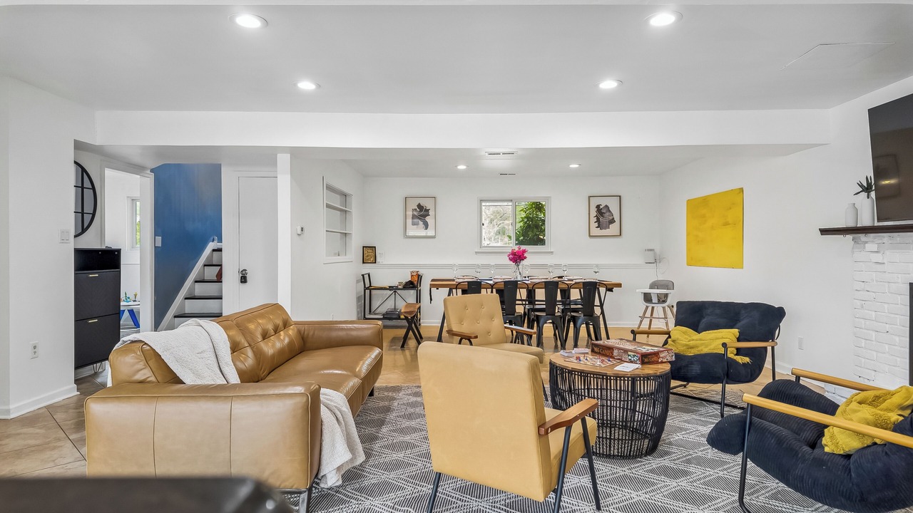 Photo of Livingroom in Marlton
