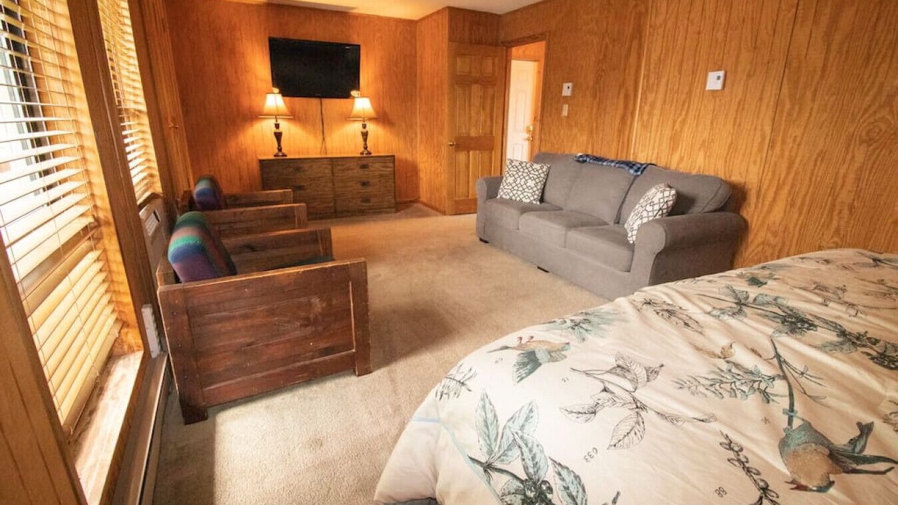 Photo of Bedroom in Edray