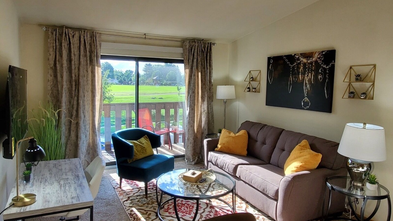 Photo of Livingroom in Madison