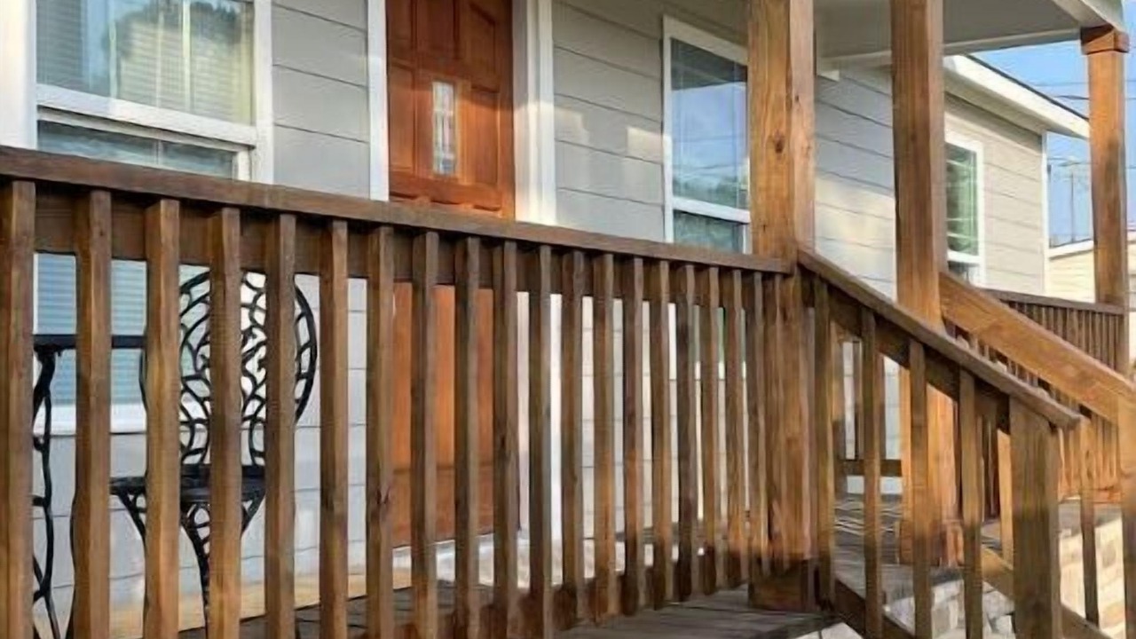 Photo of Outdoor in Crisp