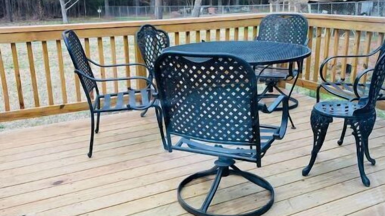 Photo of Outdoor in Crisp