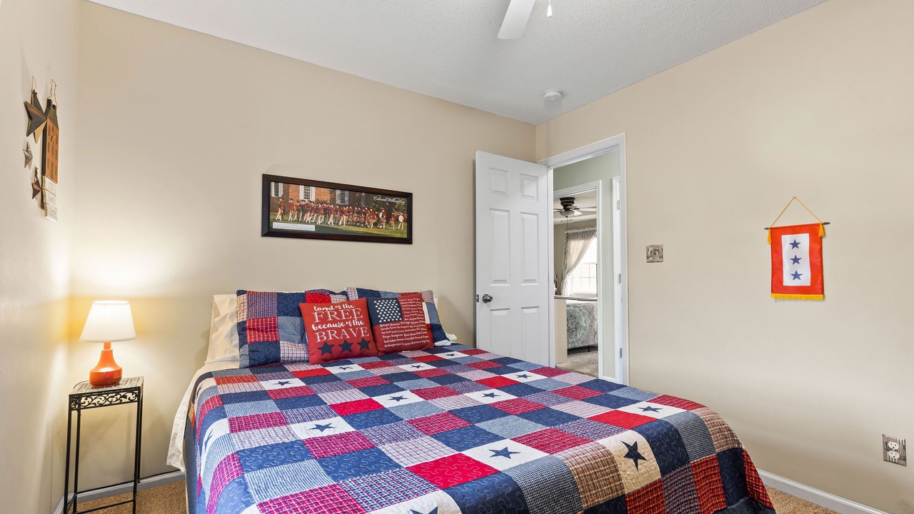 Photo of Bedroom in McCutcheon Field