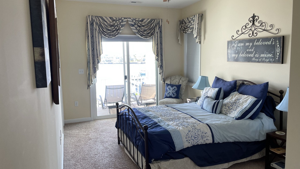 Photo of Bedroom in Jacksonville