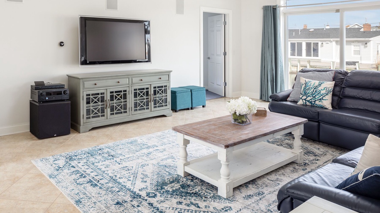 Photo of Livingroom in Mantoloking