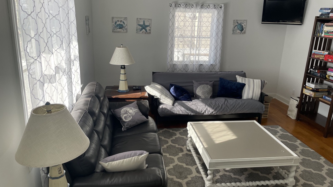 Photo of Livingroom in Mantoloking