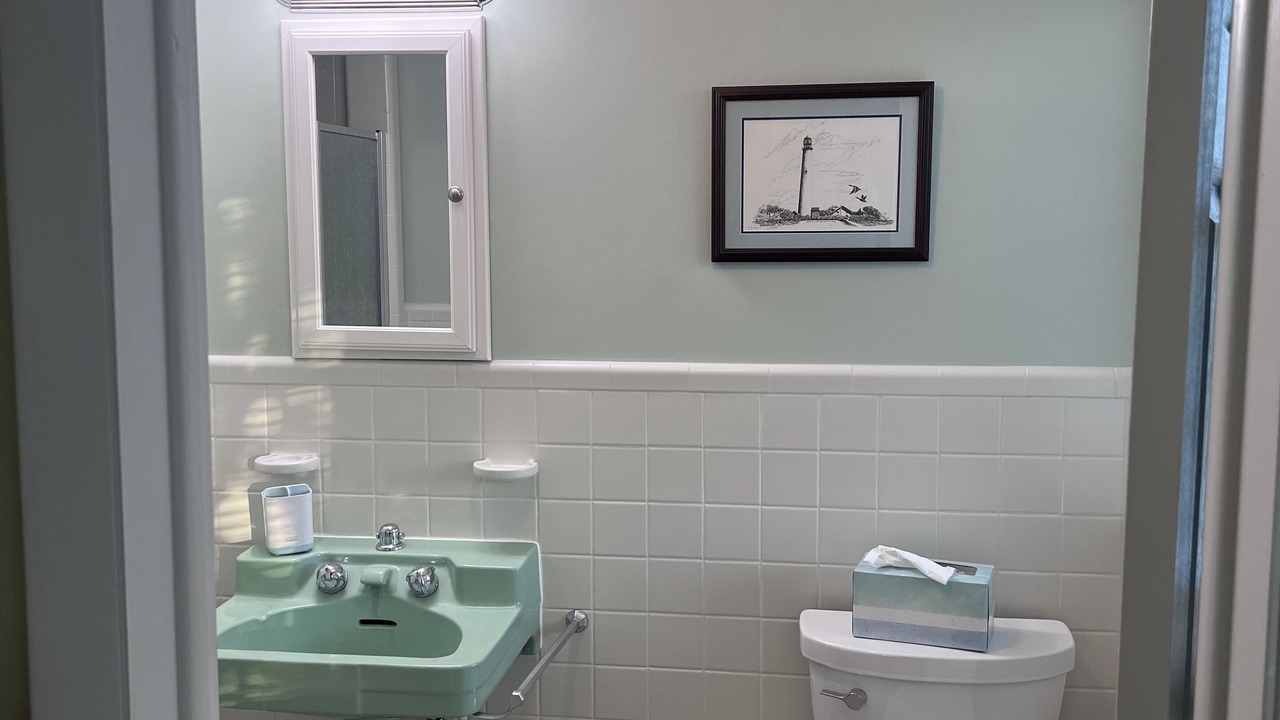 Photo of Bathroom in Gardens
