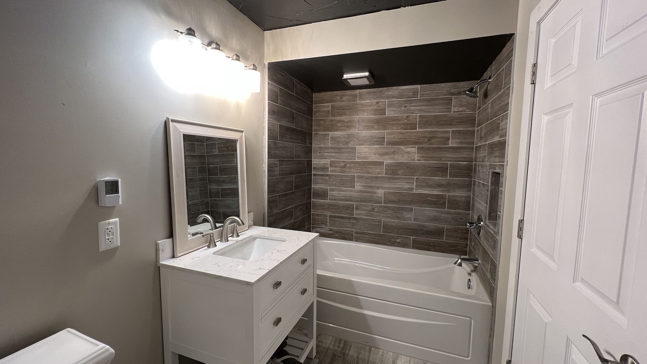 Photo of Bathroom in Elizabeth