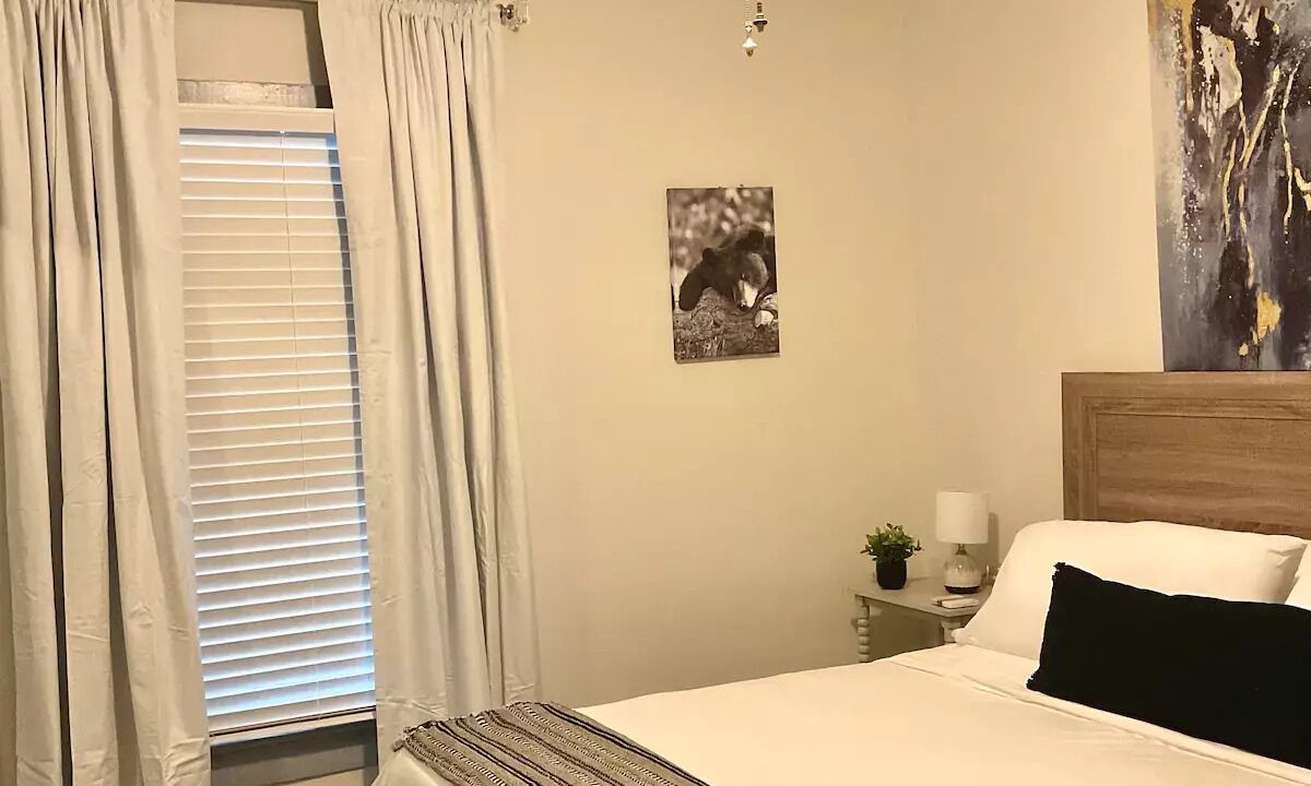 Photo of Bedroom in Alcoa