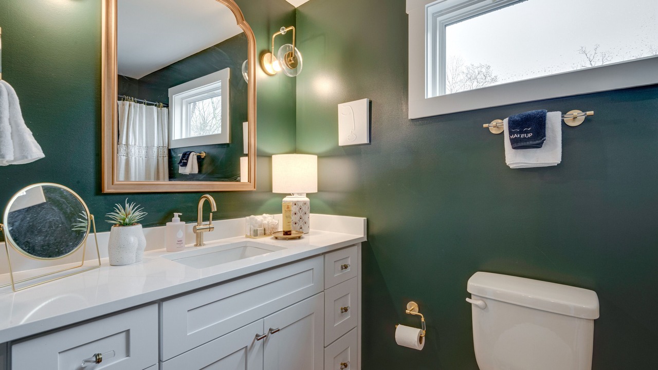 Photo of Bathroom in Tracy City