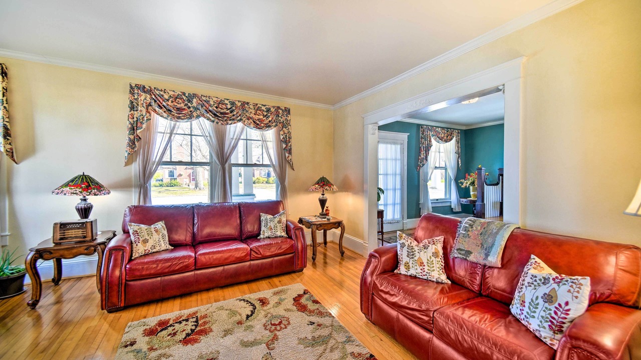 Photo of Livingroom in Edenton