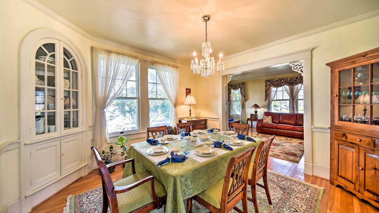 Photo of Livingroom in Edenton
