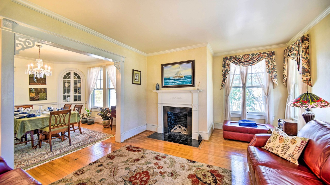Photo of Livingroom in Edenton