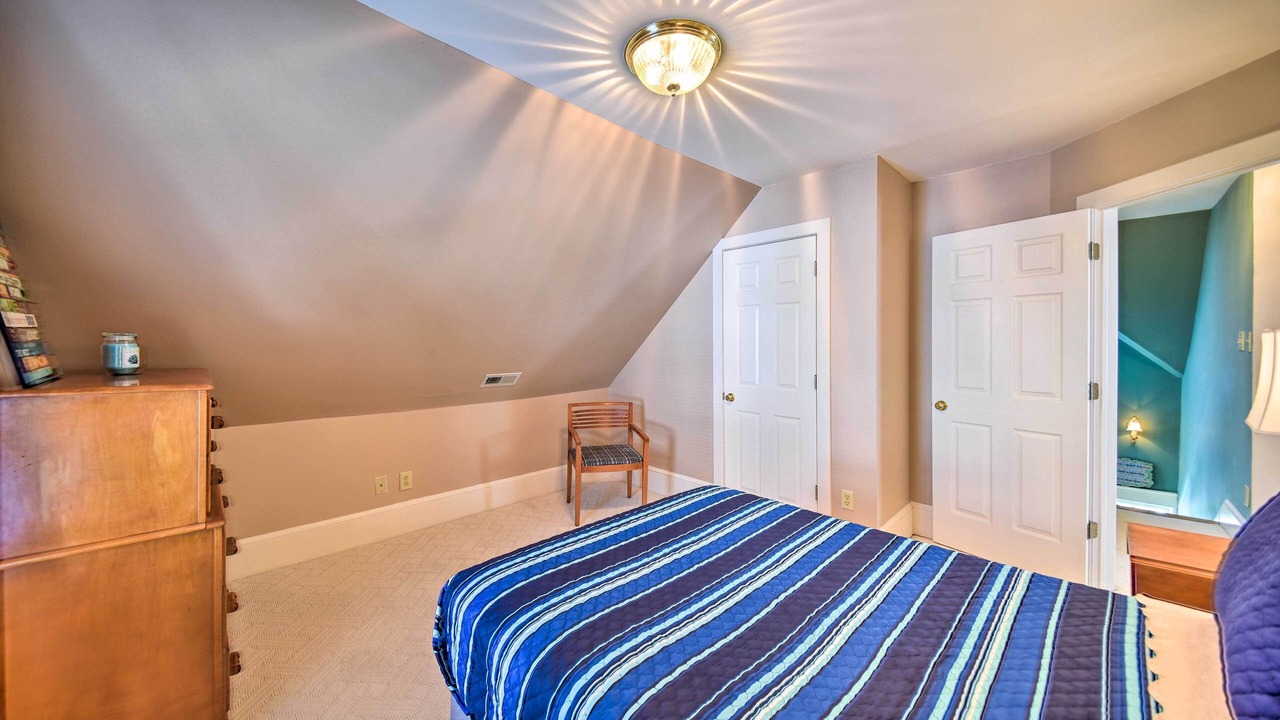 Photo of Bedroom in Edenton