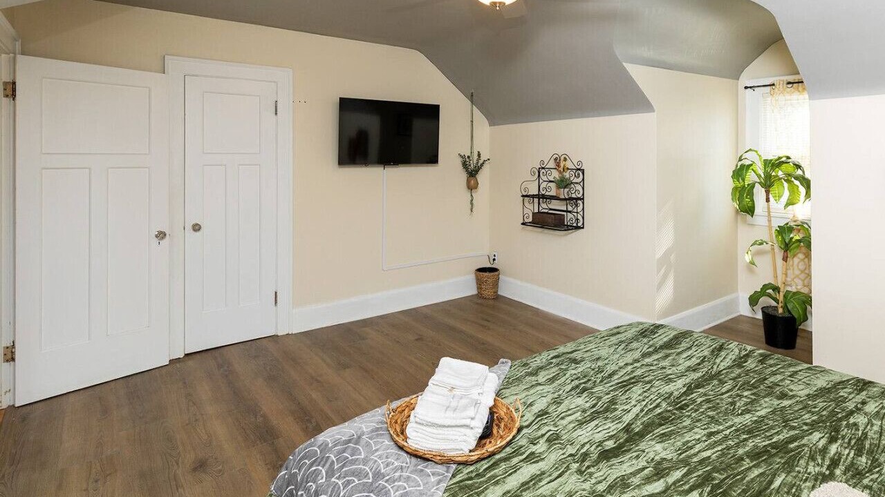 Photo of Bedroom in Beaverdale