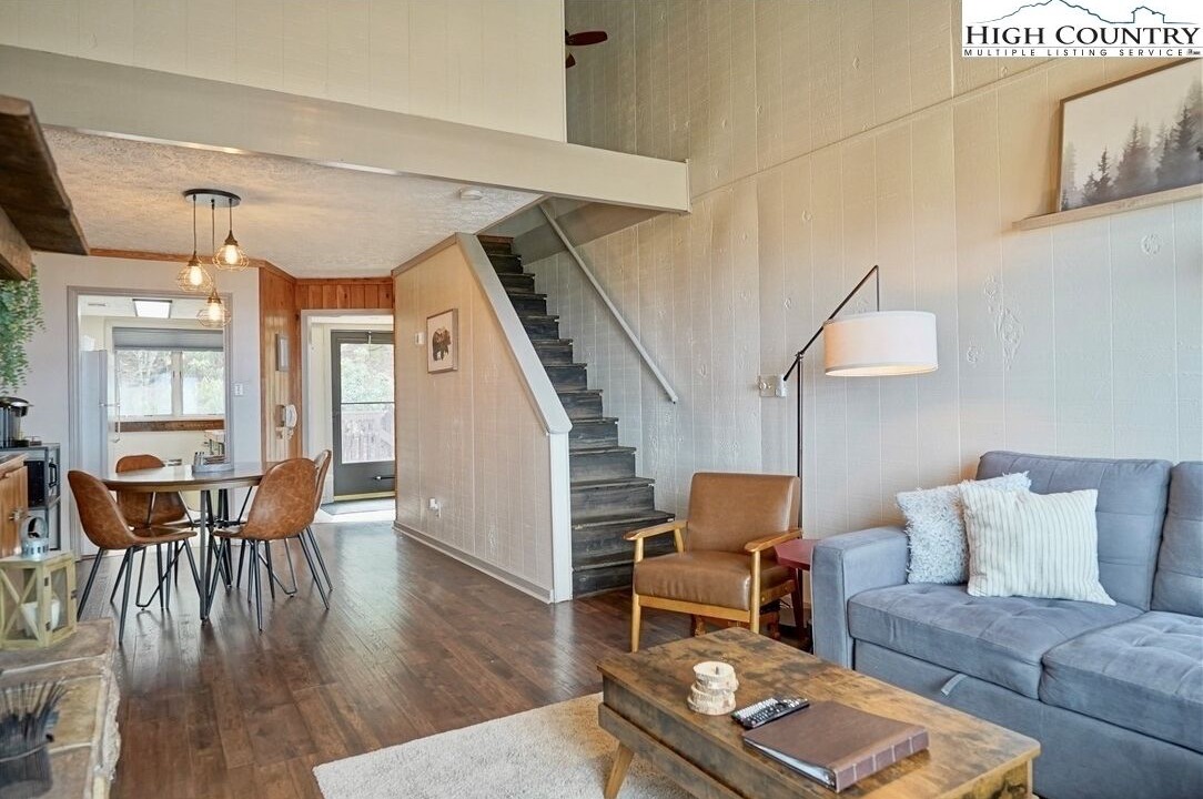 Photo of Livingroom in Beech Mountain