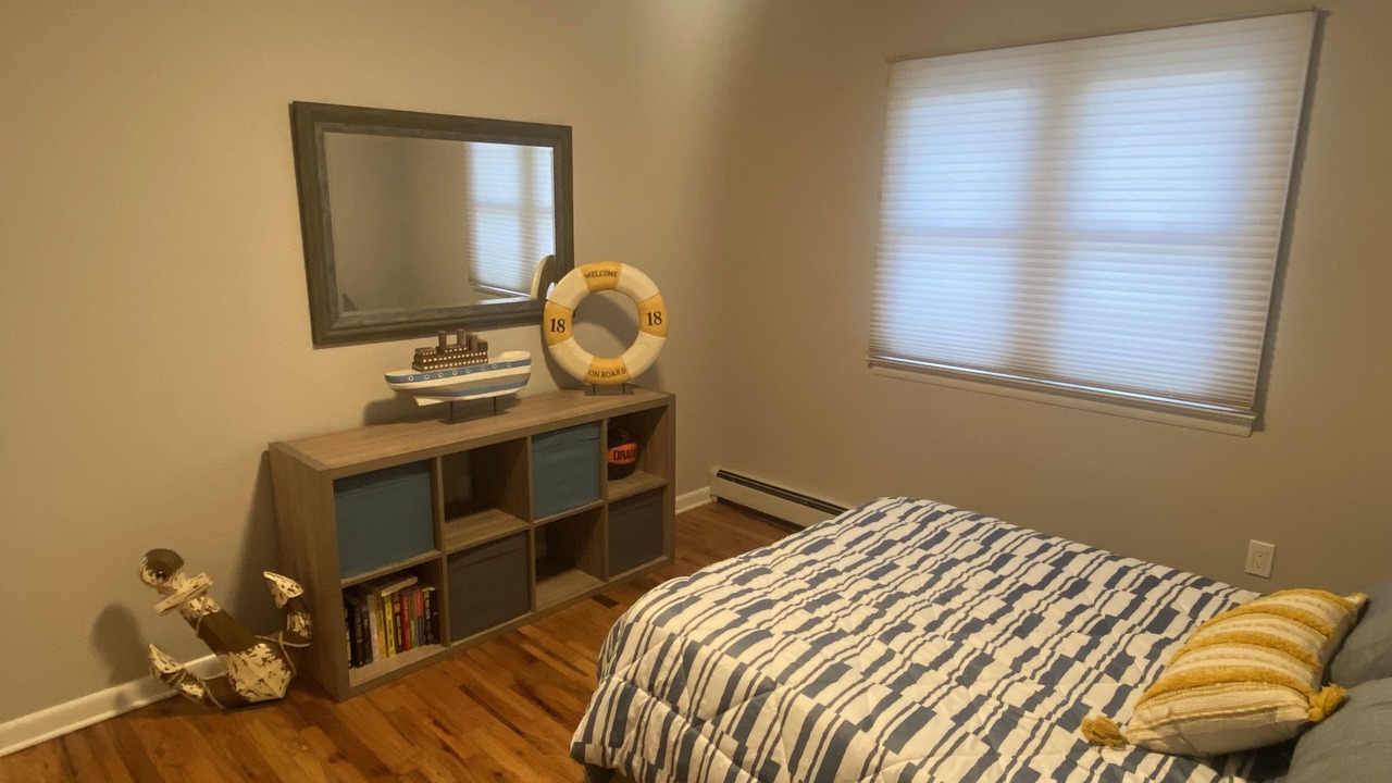 Photo of Bedroom in Neptune City