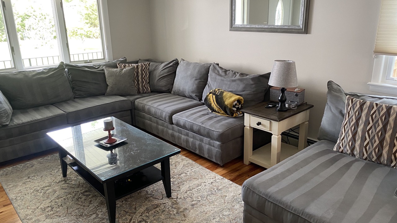 Photo of Livingroom in Neptune City