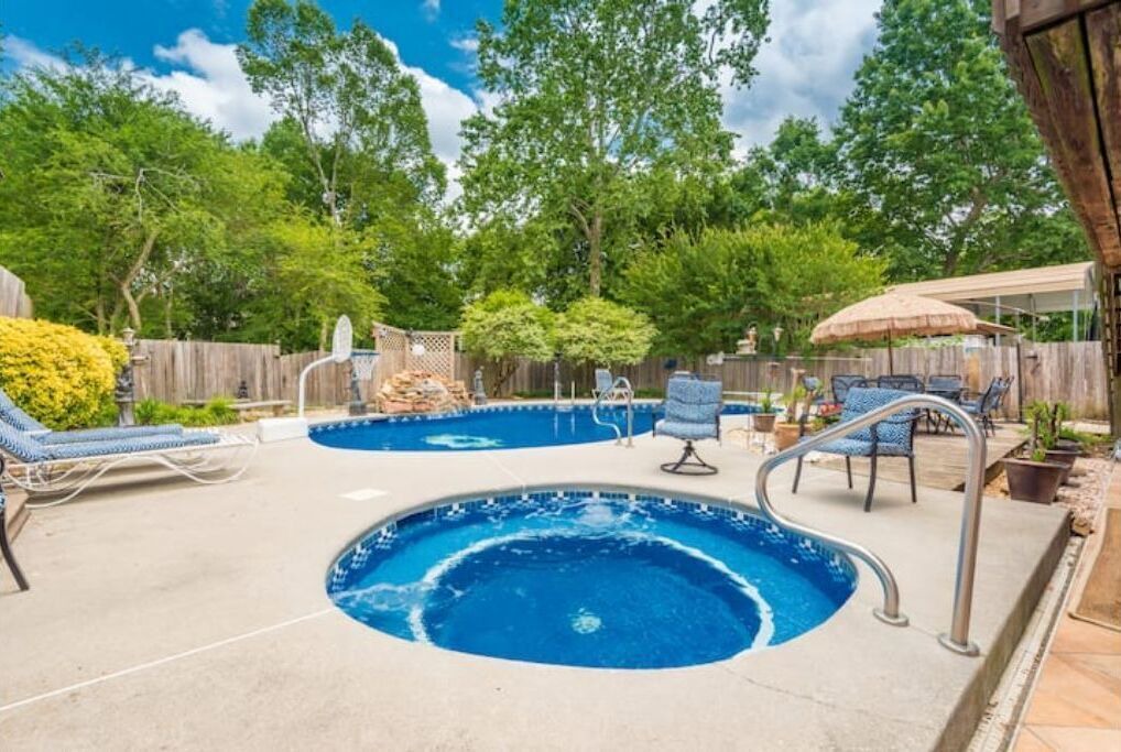 Photo of Outdoor in Ashley Oaks