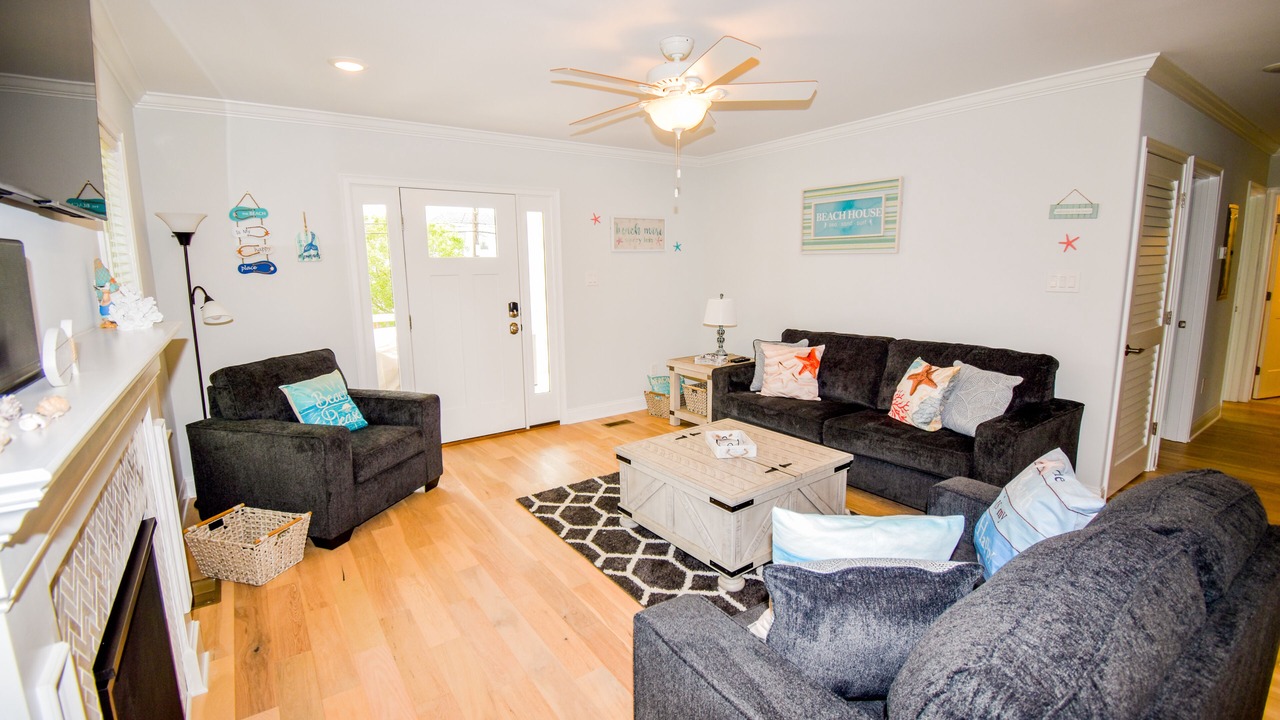 Photo of Livingroom in North End