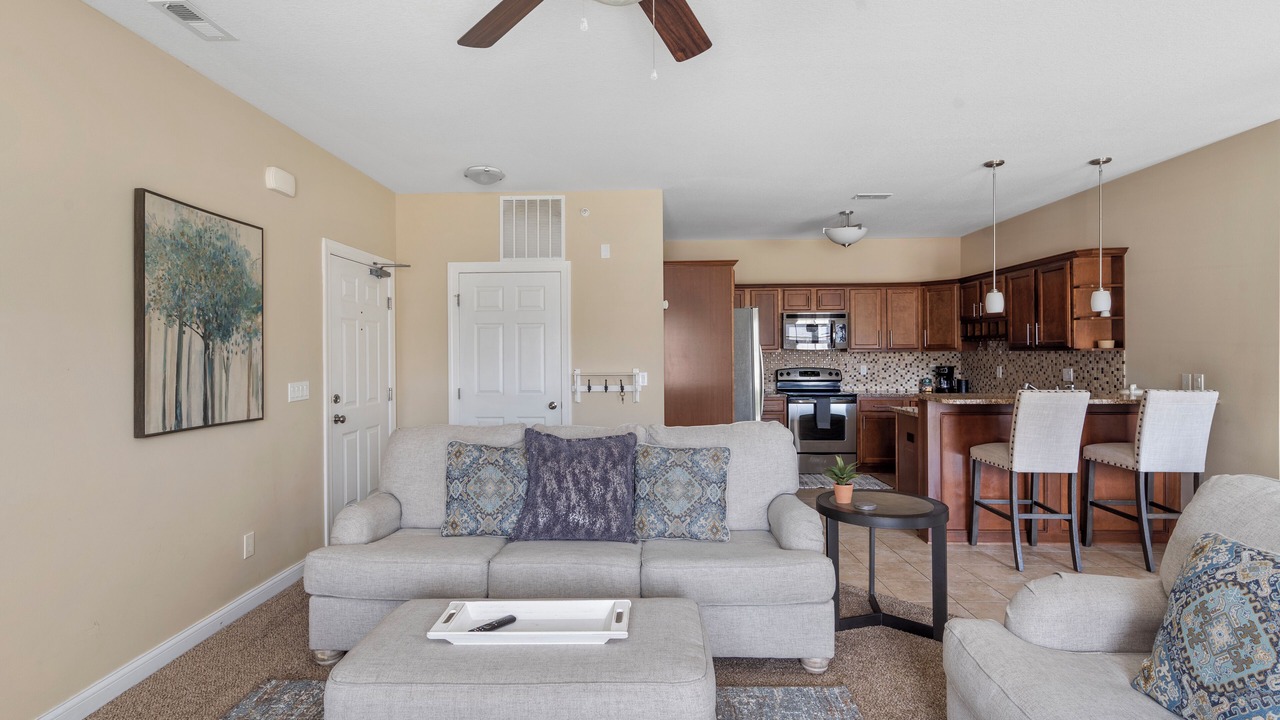 Photo of Livingroom in West Des Moines