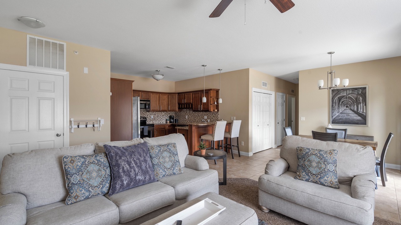 Photo of Livingroom in West Des Moines