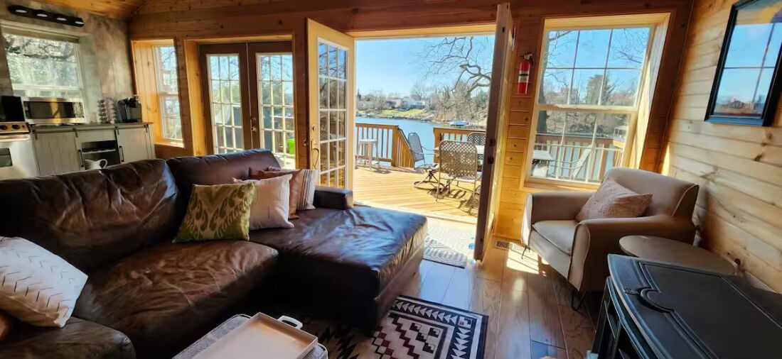 Photo of Livingroom in Glen Burnie