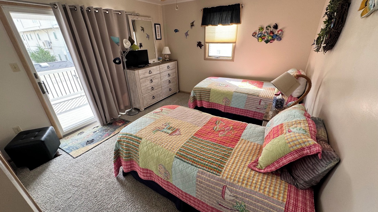 Photo of Bedroom in Townsend's Inlet