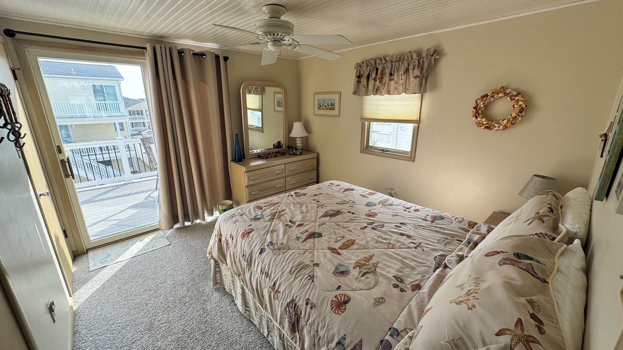 Photo of Bedroom in Townsend's Inlet