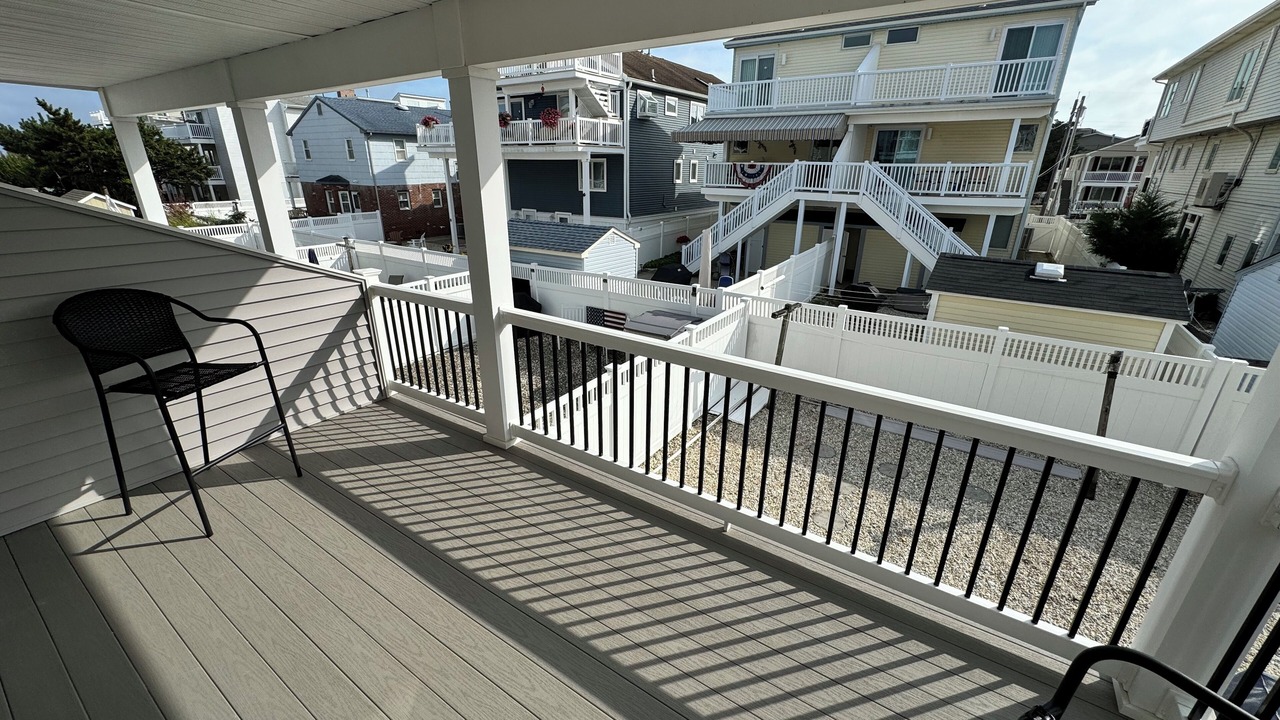 Photo of Patio Balcony in Townsend's Inlet