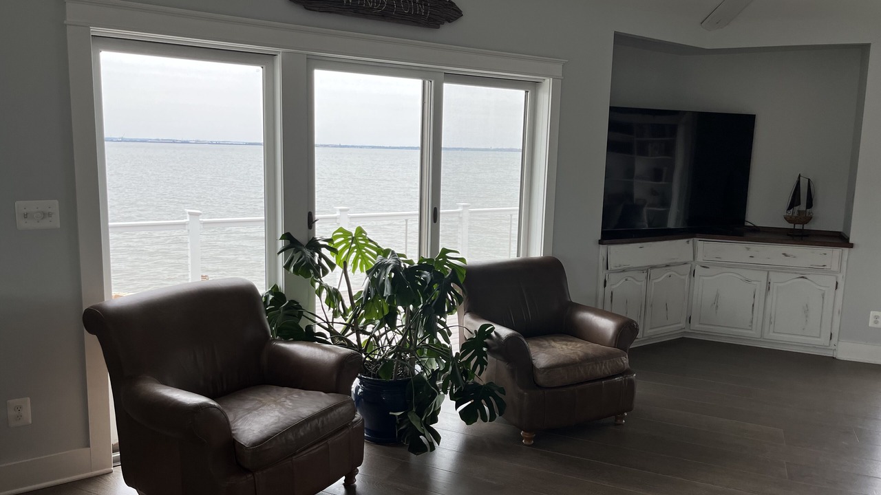 Photo of Livingroom in Fort Howard