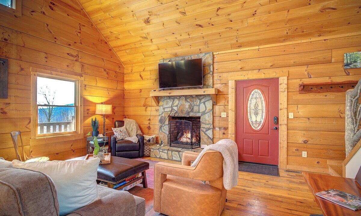 Photo of Livingroom in Seven Devils
