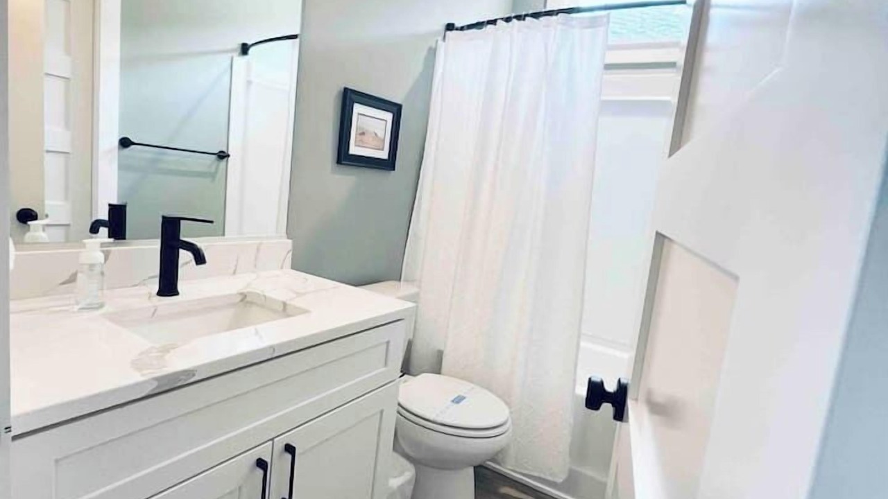 Photo of Bathroom in Corolla Light