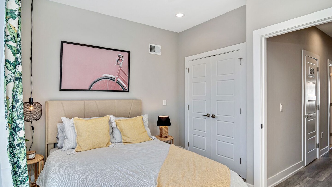 Photo of Bedroom in Pennsport