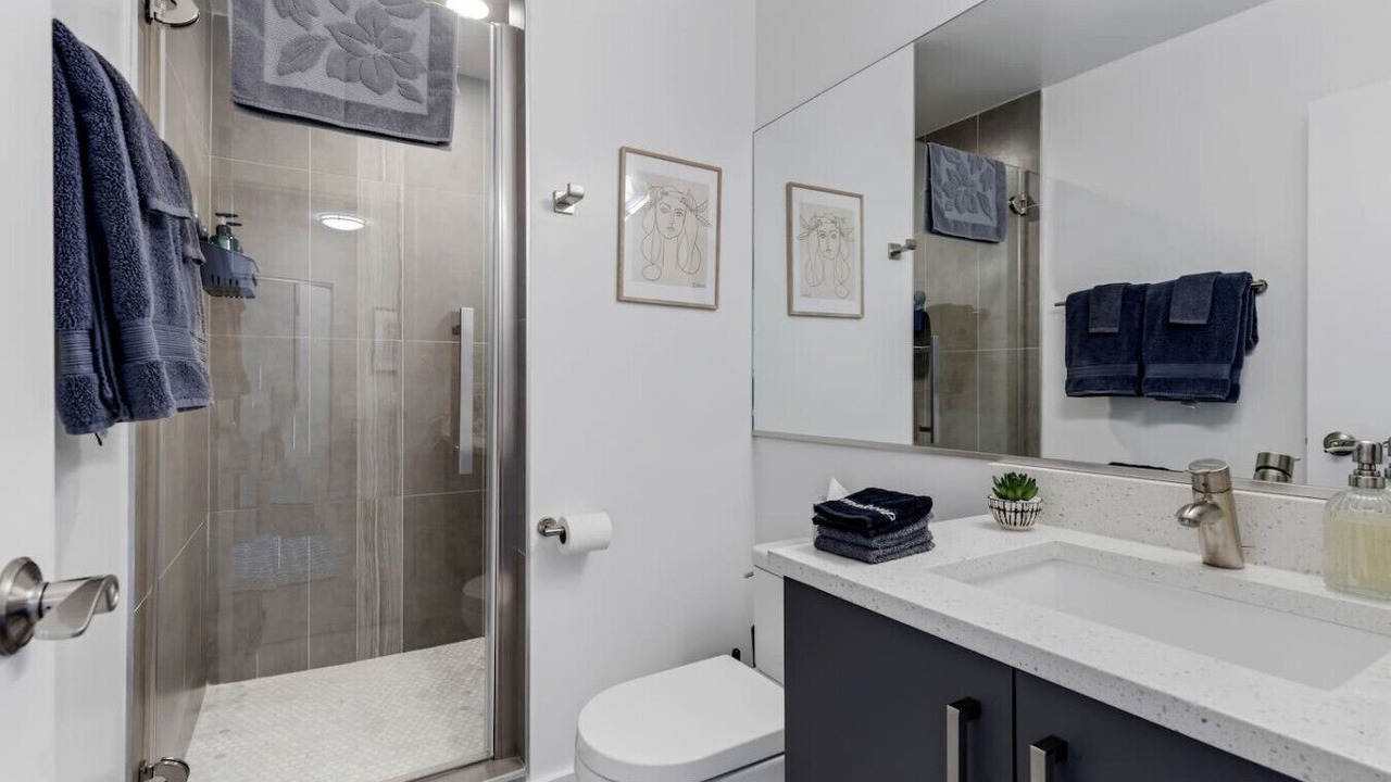 Photo of Bathroom in Printers Row