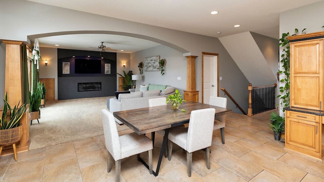 Photo of Livingroom in West Des Moines