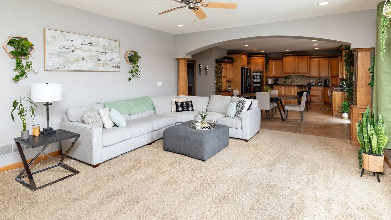 Photo of Livingroom in West Des Moines