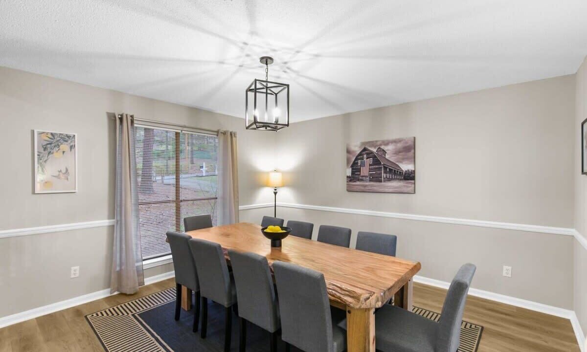 Photo of Livingroom in Crestline Heights