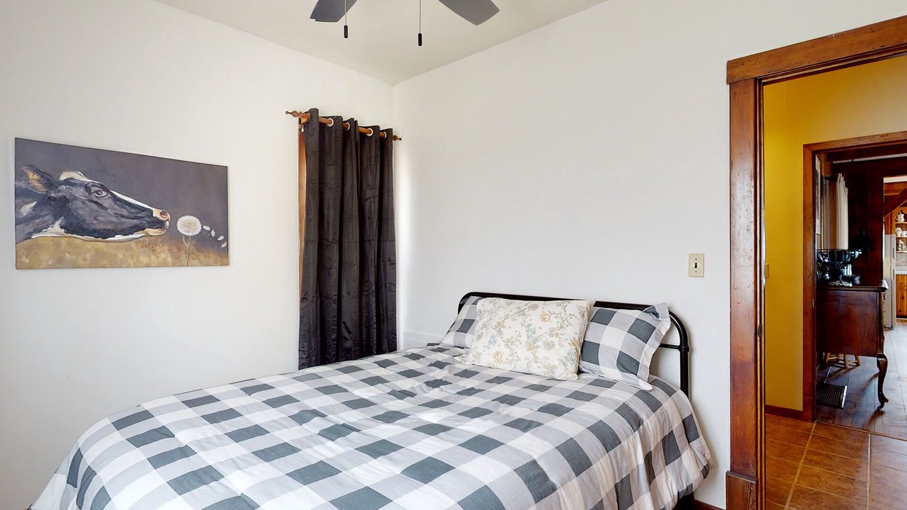 Photo of Bedroom in Johnson County