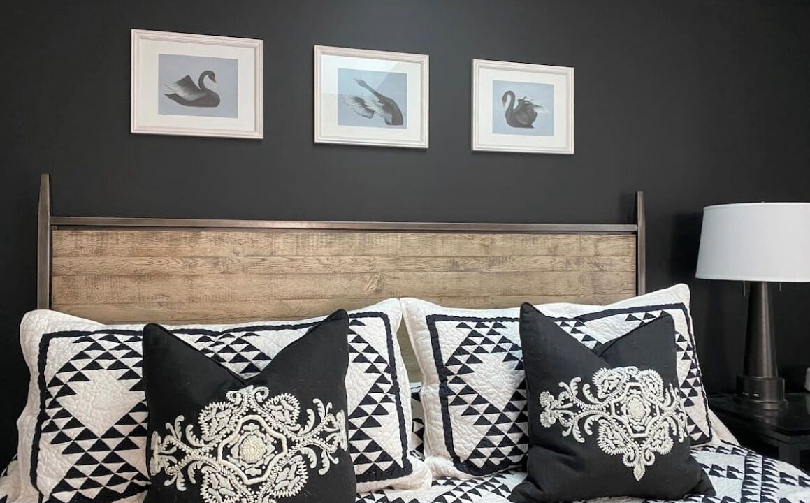 Photo of Bedroom in Round Hill