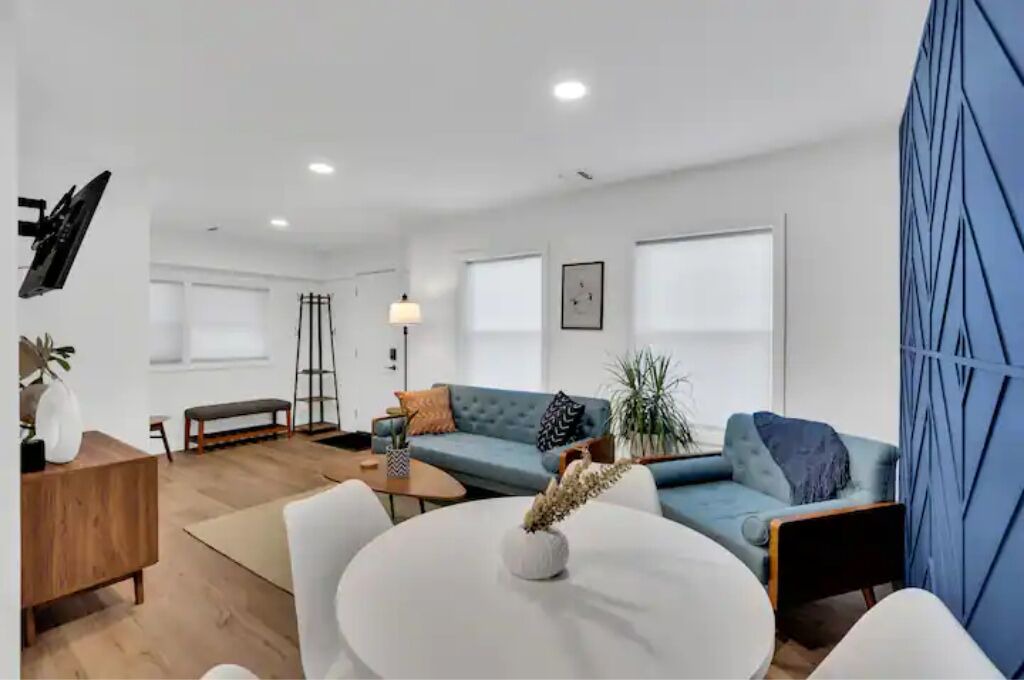 Photo of Livingroom in Bradley Beach