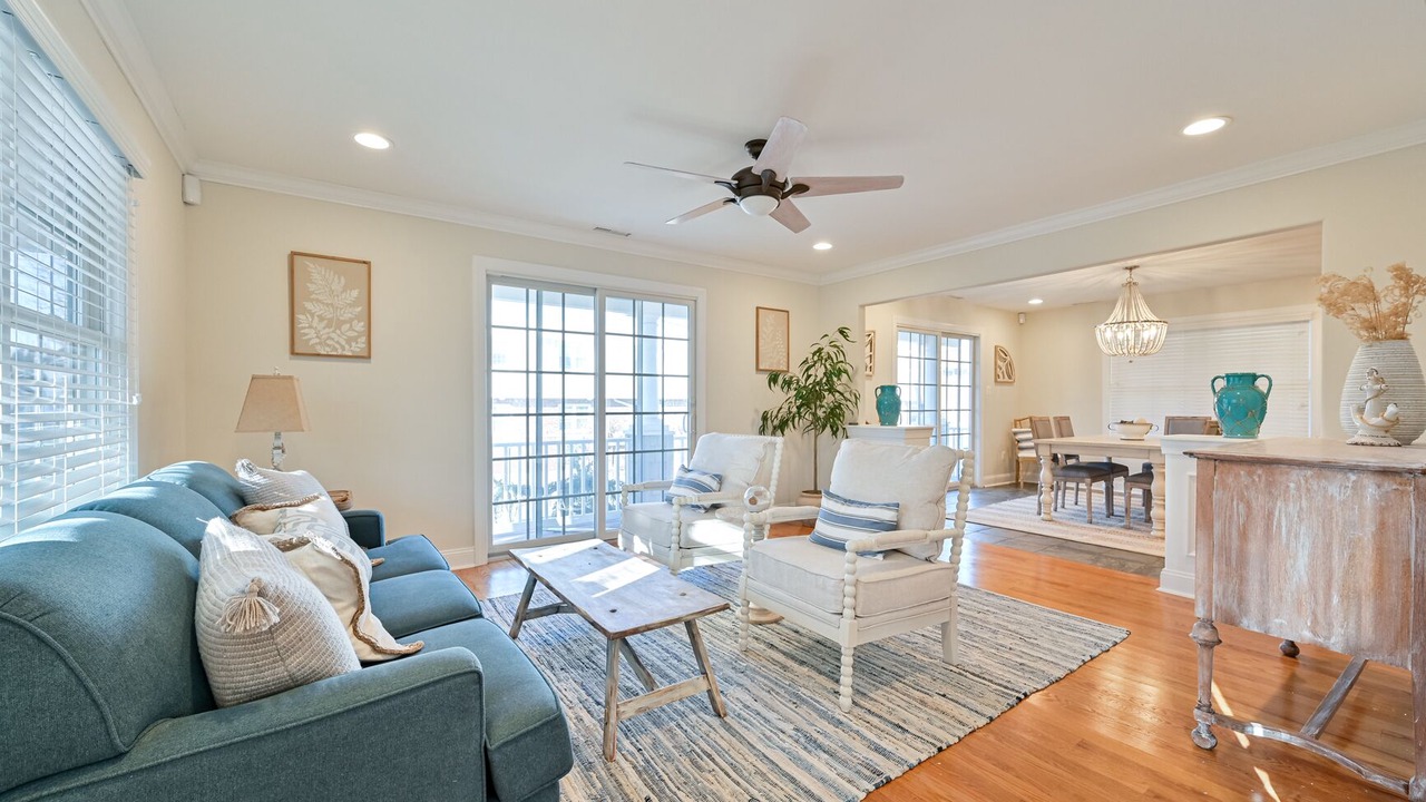 Photo of Livingroom in Margate City