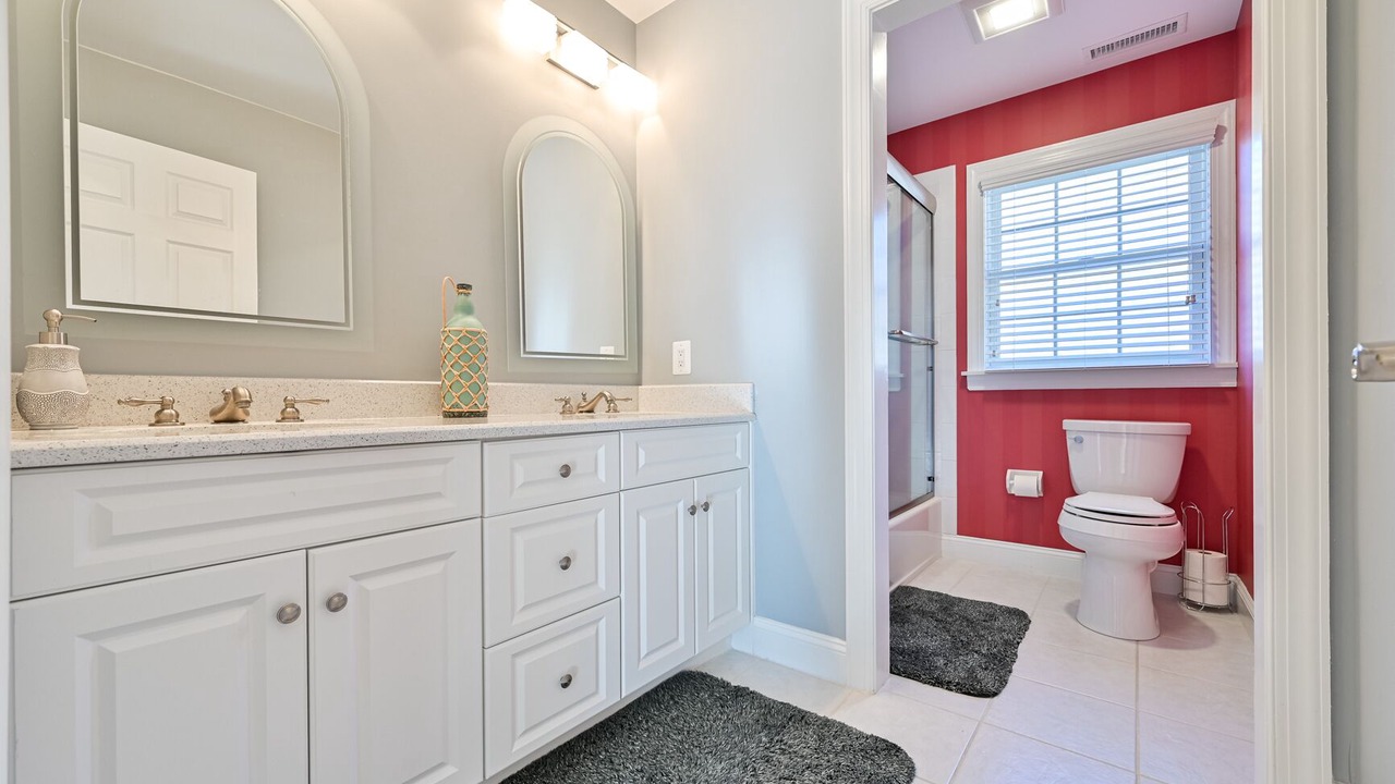 Photo of Bathroom in Margate City