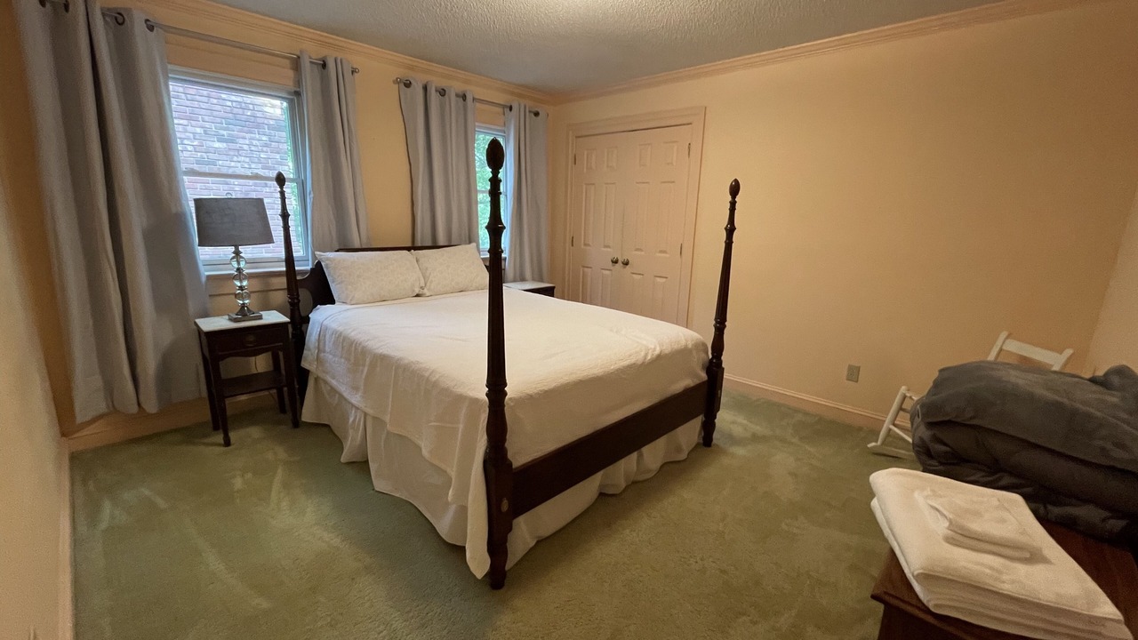 Photo of Bedroom in Lexington