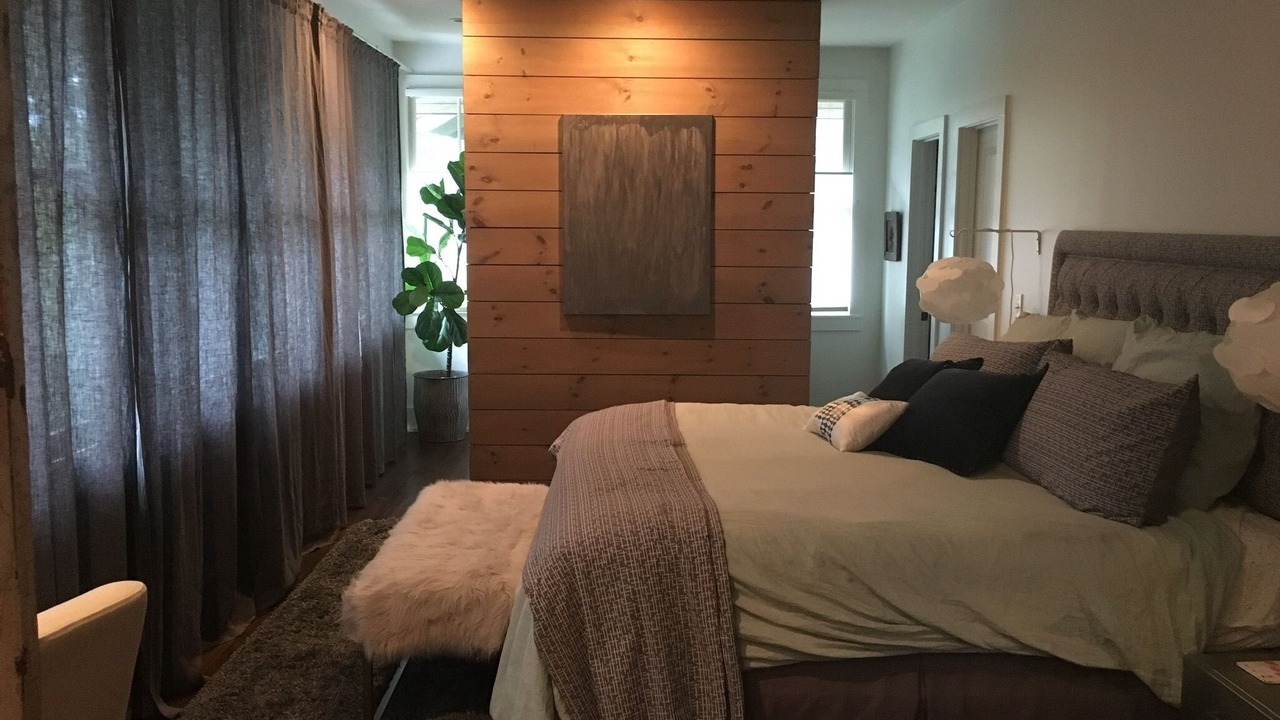 Photo of Bedroom in Logan