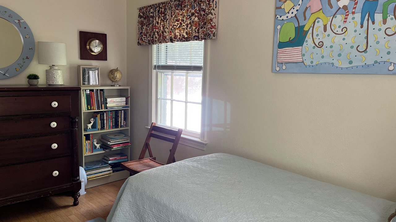 Photo of Bedroom in Fry's Spring