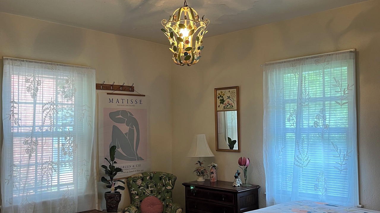 Photo of Bedroom in Fry's Spring