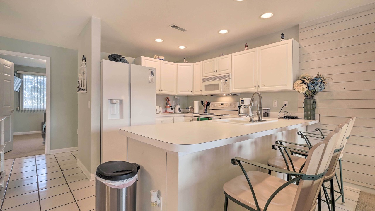Photo of Kitchen in Heron Harbour Isle